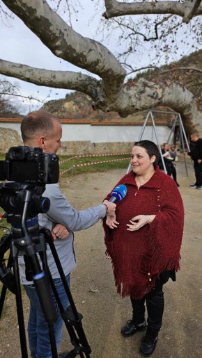  Подаръци и екскурзия зарадваха страдащи от рак 