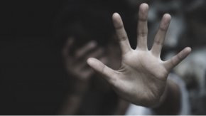 Перничанин е задържан за нанасяне на телесна повреда на жената, с която живее 