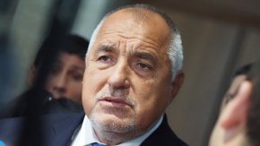 
До промяната в ръководството на групата се стигна след избора на досегашния председател Десислава Атанасова за конституционен съдия и подадената от нея оставка като народен представител.

 