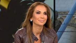 
Истината е, че съучастник на Ивайла в разследването беше Ники Стайков от АКФ, който направи Осемте джуджета и другите знакови удари, които доведоха до протестите, Промяната и т.н. 