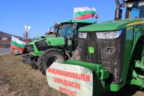 Трети ден продължават протестите на земеделците след като отново не се стигна до консенсус в преговорите с правителството.