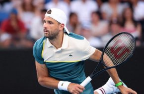 Най-добрият български тенисист Григор Димитров започна с победа участието на турнира на твърди кортове от сериите "Мастърс" 1000 в Индиън Уелс (САЩ) с награден фонд 9.5 милиона долара.
