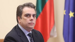 
ПП „Продължаваме промяната“ отговаря на законоустановените предпоставки за учредяване на безвъзмездно право на ползване върху имотите – частна държавна собственост за срок от 10 години или докато отговаря на законовите изисквания за тяхното ползване.