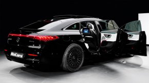 Вижте зашеметяващия Mercedes EQS 580 за 2024 г. с елегантен фейслифт, който издига луксозния седан до нови висоти.