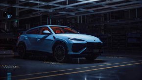 Представяме ви луксозния Lamborghini Urus SE - първият хибриден супер SUV с възможност за включване към електрическата мрежа.