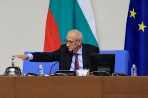 
От разединението страда държавността, допълни Кирилов.
