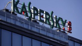 Според доклада руската фирма за киберсигурност може да бъде добавена и в списъка с търговски ограничения, което на практика не позволява на доставчиците на дадена компания в САЩ да я продават. Подобен ход може да означава огромен удар върху репутацията на компанията и нейните международни продажби, твърдят източниците.
