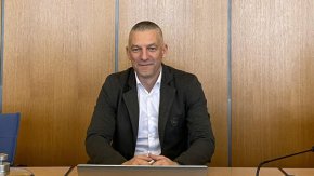 Благовест Георгиев, който участва в катастрофа през април, няма да подава оставка като общински съветник в Столичния общински съвет.