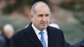 
    "Има позиция, която е изработена в Министерския съвет, приета от Министерския съвет и едва след това като е приета е сведена към мен", коментира лаконично той.
