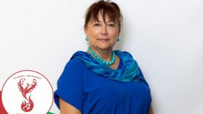 
Председателката на "Величие" Албена Пекова изчете декларация на Централния комитет на партията, в която призова депутатите Николай Марков, Виктория Василева и останалите петима депутати близки до Николай Марков да напуснат парламента