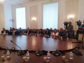 ИТН и Възраждане откриха припокриване по темата с референдумите