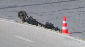 Пиян шофьор на тротинетка самокатастрофира край Слънчев бряг. Инцидентът е станал в събота през нощта, съобщиха от полицията в Бургас.