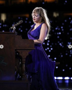  Тейлър Суифт освети сцената по време на турнето си в Маями