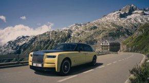 Rolls-Royce създаде уникален автомобил, вдъхновен от Голдфингър, с елементи от масивно злато