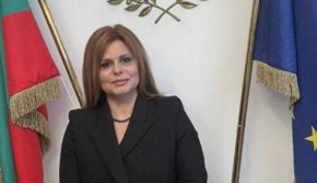 Зам. на Доган в лудница: Партията ме вкара, споделя Айсел Руфад
