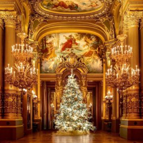 

Парижка Коледа, опера Гарние: Фото на деня
