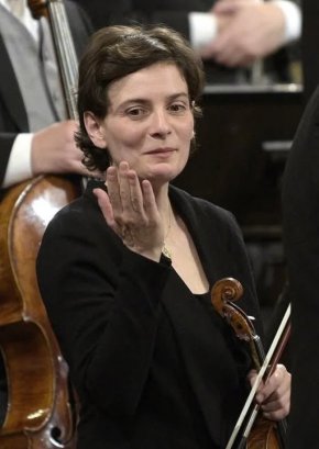  Нашата Албена е първата жена в историята - първа цигулка на Новогодишния концерт на Виенската филхармония 