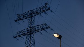 Енергията в ЕС ще остане по-скъпа от тази в САЩ и Китай поне до 2050 година