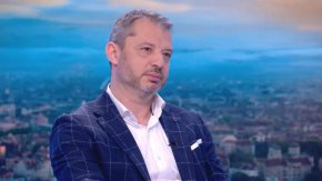 18 милиарда не са 3%, а 9%, Гърция фалира с 9% бюджетен дефицит: Д. Добрев