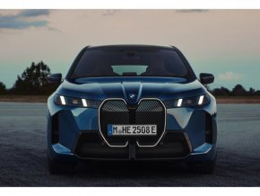 Обновеното електрическо BMW iX прибави мощност и пробег 