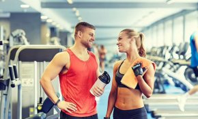   Изненадваща тактика за флиртуване, която 100% ще ви уреди среща