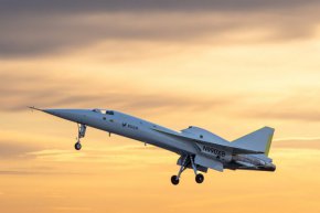 Прототип на реактивен самолет на Boom Supersonic преодолява звуковата бариера при исторически полет 