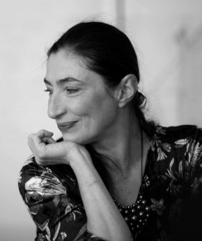   Снежина е по-Калас от Анджелина