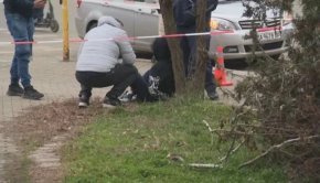 Обвиниха жената, вилняла с нож в София в опит за убийство