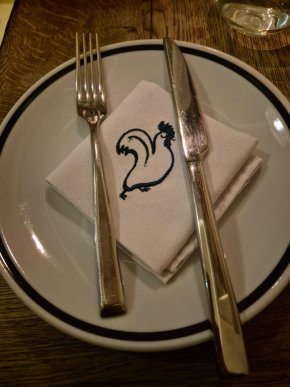   И ДА, И НЕ! Fake French: претенции в повече