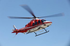 Въздушната линейка транспортира пострадал скиор от Боровец до София