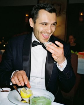  Бг смокинг за Булгари парти: Юлиян Костов на Берлинале (Фотогалерия)