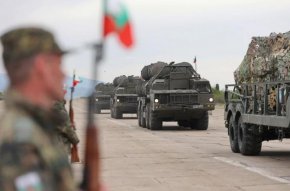 Цял месец военни машини ще минават по главни пътища, жп линии и по въздух