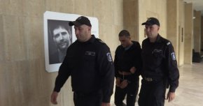 20 години затвор за шофьора сириец, прегазил двамата бургаски полицаи 