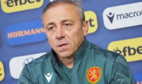 Както е известно президентът на Професионалната футболна лига и член на Изпълкома на БФС Атанас Караиванов поиска Илиев да напусне