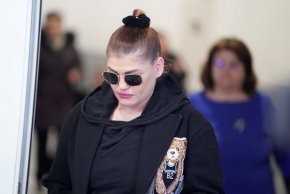 Певицата Жана Бергендорф, която е подсъдима за хулиганство, сключи споразумение с прокуратурата.