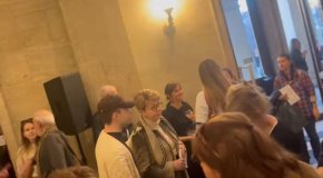 Събитията доведоха до коментари в общественото пространство, а Диана Попова, водеща на предаването "Музей в ефира" по програма "Христо Ботев", сподели своето мнение за случилото се в ефира на "Нашият ден".
