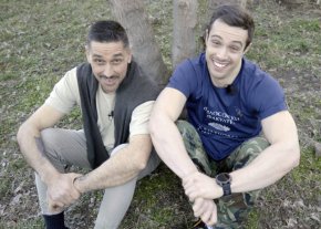 Не бъди дърво! Посаси дърво!: Филип Буков и Силвестър Силвестров