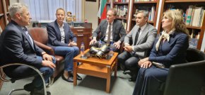   Стефка Костадинова се срещна с президента на World Boxing