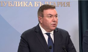 Лекарства и антибиотици за деца до 7 години да се поемат от НЗОК предлагат управляващите