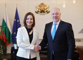 Правим 1 от 6-те ИИ-фабрики на ЕС