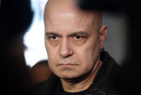 На втора инстанция: Слави загуби дело за обида и клевета, което води срещу К. Петков