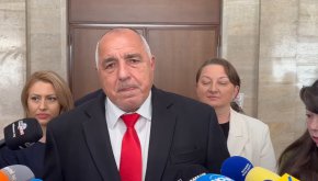 Алексей Петков се върти в гроба: Борисов