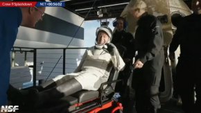  По 5 см пораснаха в Космоса "забравените" астронавти Уилиамс и Уилмор