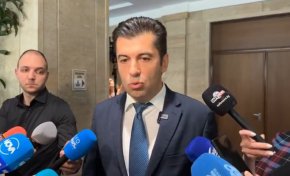 Готвим нов вот на недоверие,  ще бъде внесен след доклада за Еврозоната: К. Петков