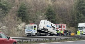 Оставиха в ареста пияния шофьор без книжка, убил двама души на АМ Тракия