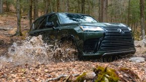 Lexus LX Overtrail – Кралят на Toyota всъдеходите