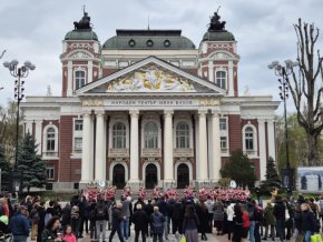 Гвардейски концерт пред Народния по повод 146 г. от обявяването на София за столица: Фото на деня