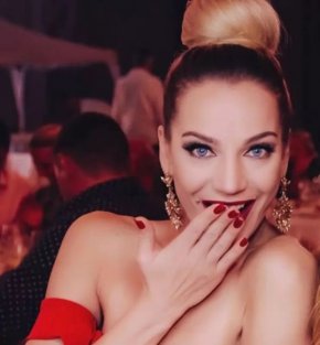 Супермодел на годината и награди за топманекенките на всички времена