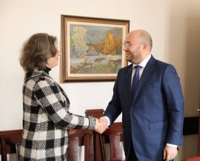 Временно изпълняващата длъжността посланик Фалатко с удоволствие се срещна с министъра на правосъдието Георги Георгиев