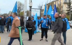 Протестиращите от градския транспорт искат 400 лева ръст на заплатите, блокираха ключови булеварди